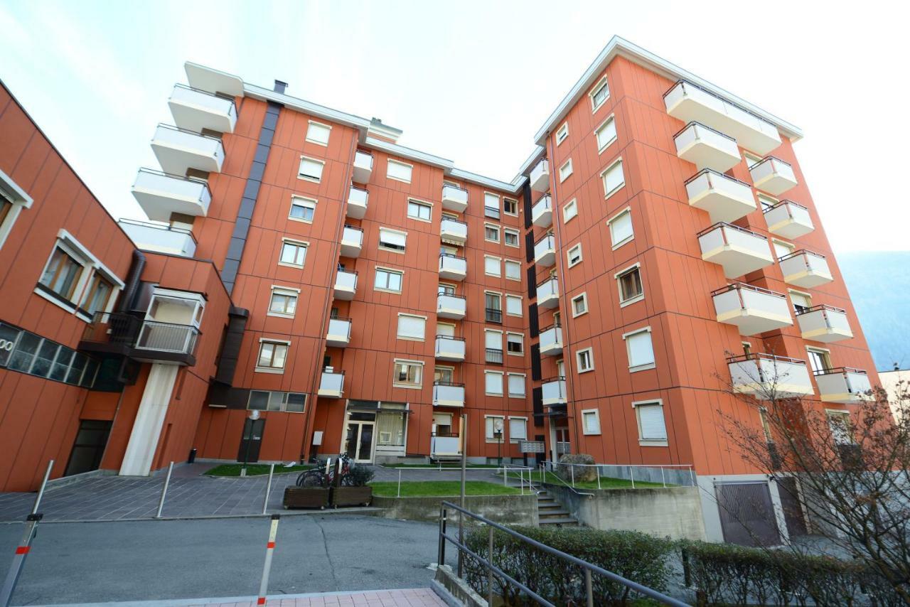 Lucini Ai Portici Apartment Tirano Exterior foto